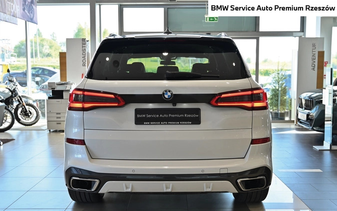 BMW X5 cena 254900 przebieg: 124612, rok produkcji 2019 z Warta małe 326